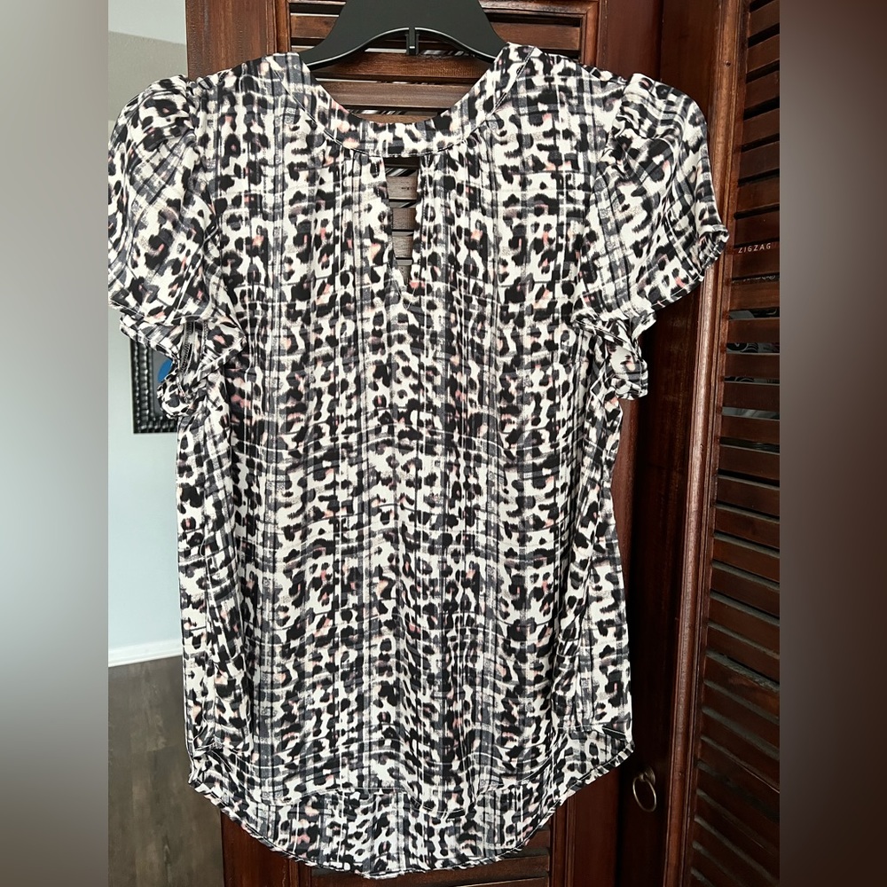 Torrid leopard print blouse